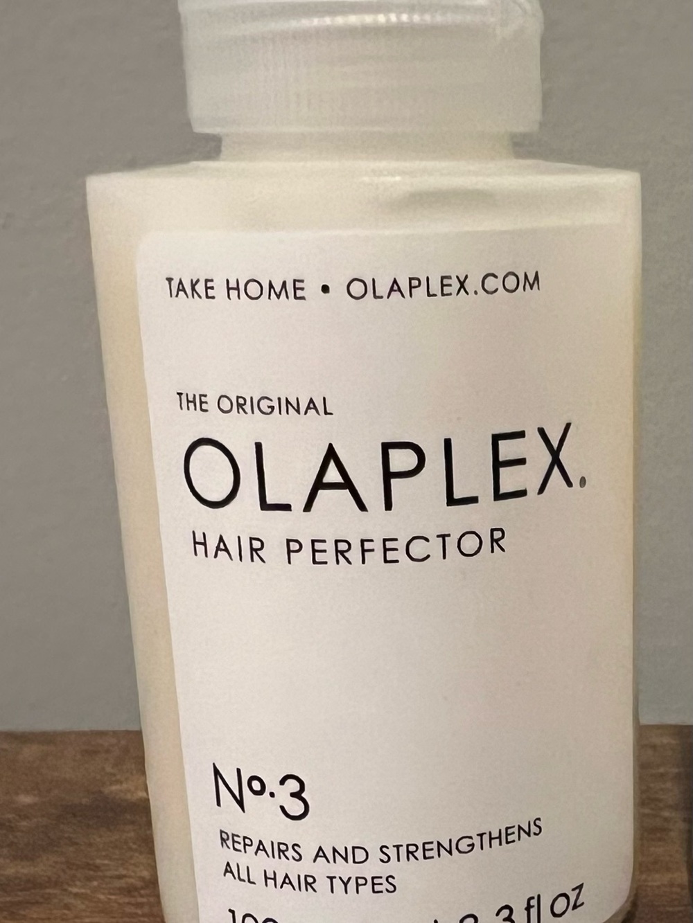 OLAPLEX No.3 Hair Perfector - White Bottle
